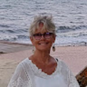 Meet your Posher, Deb